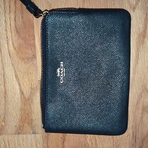 COACH Navy Blue Wristlet NEW